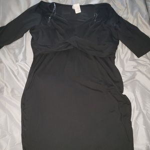 Black bodycon dress